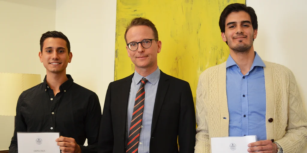 De ska undersöka lärarnas låga status