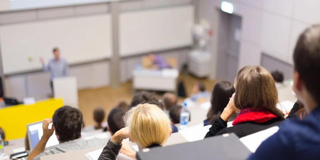 Lättare att komma in på högskolan 2015