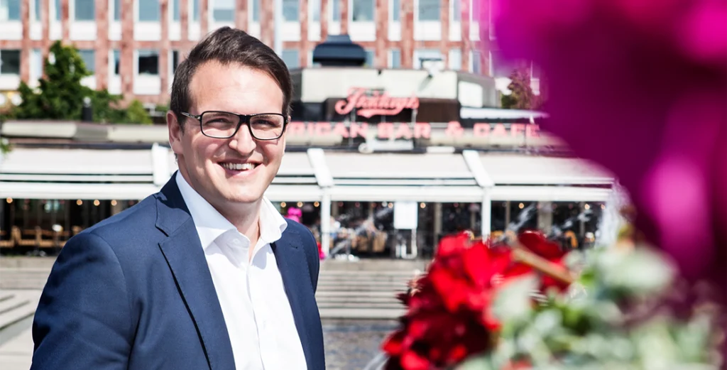 ”Vi gör vårt yttersta för att lyfta medarbetarna”